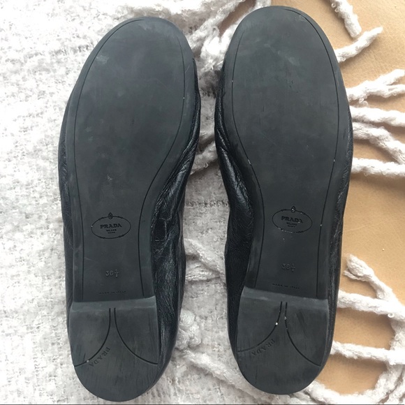 Prada black leather ballet flats size 36.5 - Picture 6 of 6